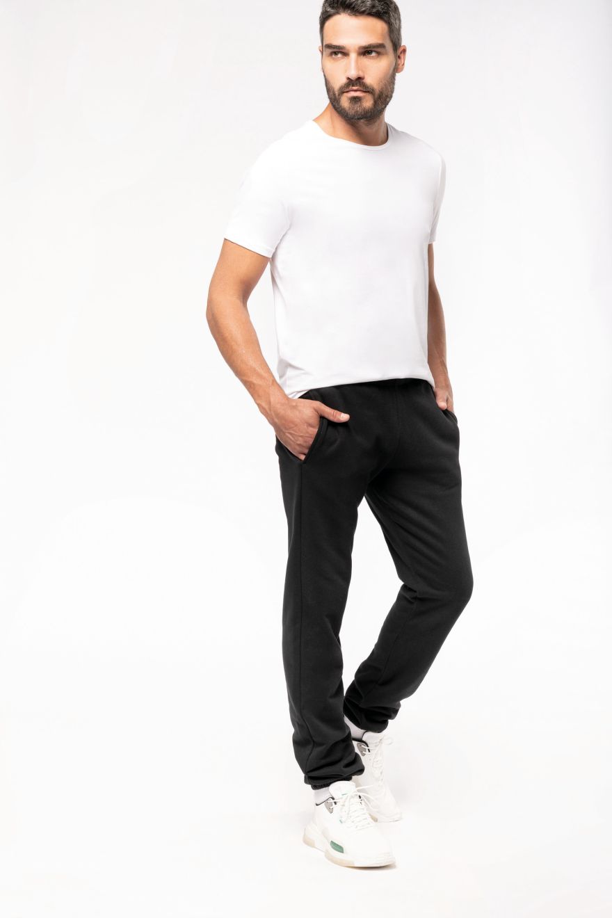 PANTALONI ECO-RESPONSABILI DE PLUS BĂRBAȚI